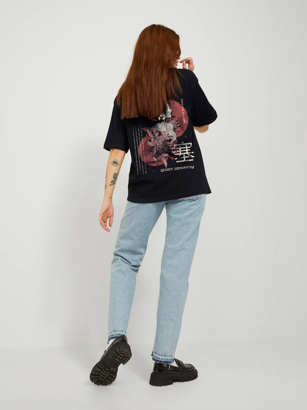 Blood Moon Anime Women Oversized T-shirt | Knite Wolf