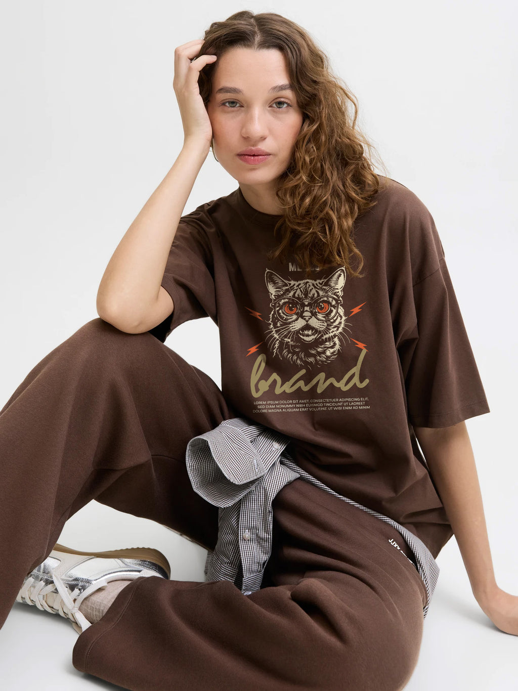 Crazy Meow Women Oversized T-shirt | Knite Wolf
