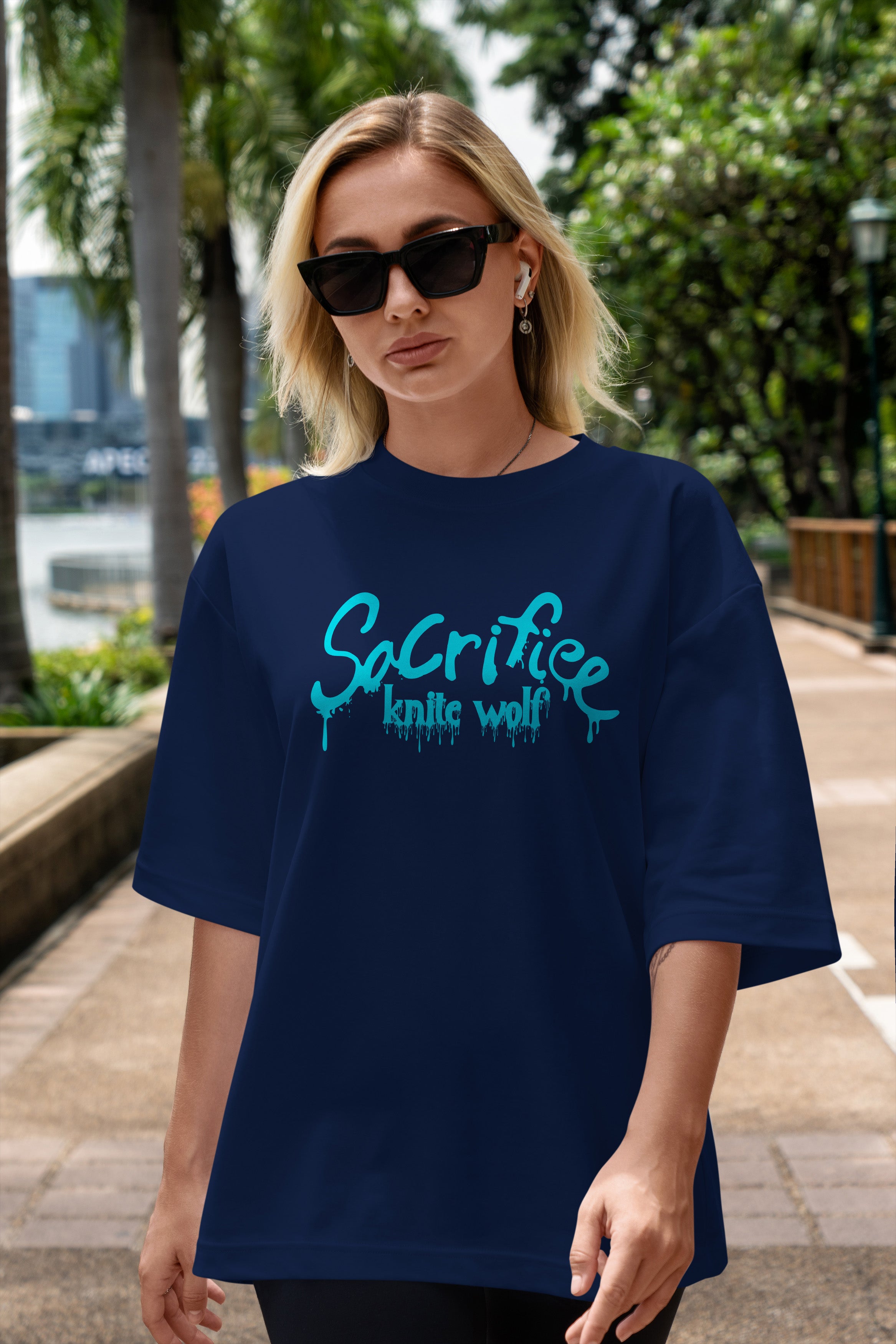 Oversized Graphic T-Shirt –Sacrifice Yourself Teddy Print Tee