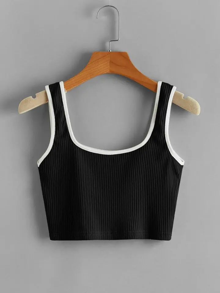 Knite wolf Women's crop top Scoop Neck Black