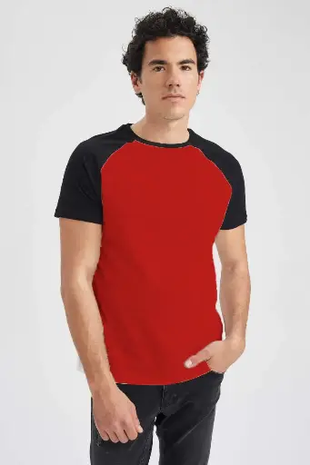 Knite Wolf Premium Raglan T-Shirt – Unmatched Comfort, Style & Durability