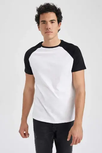 Knite Wolf Premium Raglan T-Shirt – Unmatched Comfort, Style & Durability